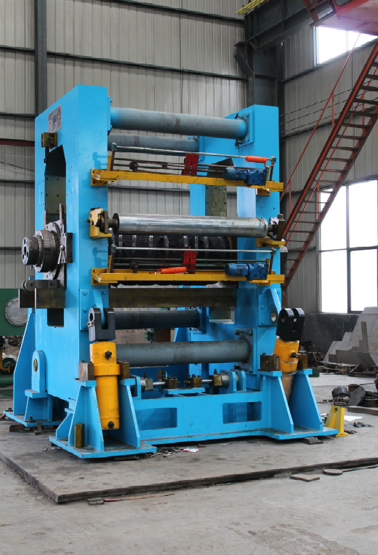 Roll changing procedure of aluminum cast rolling mill